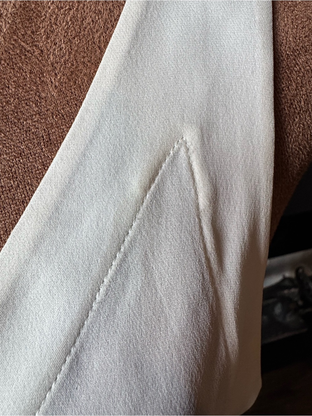 Rebecca Taylor Penelope Cream V-Neck Pleated-Hem Silk Tank Size 4 - Picture 7 of 9
